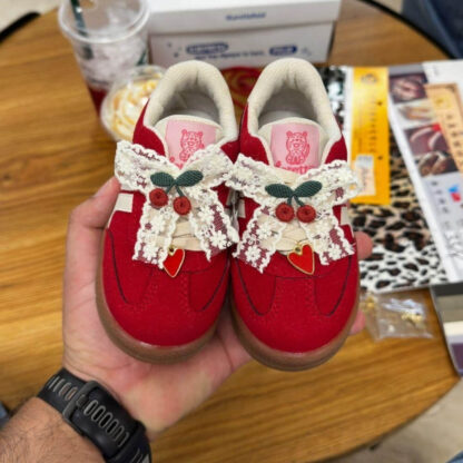 Tenis cherry