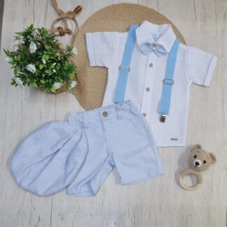 Traje tirantas y corbatín azul cielo