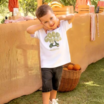 Conjunto Bermuda Niño Good Vibes Blanco